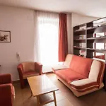 Alojamento de Acomodação e Pequeno-almoço Malom Panzió