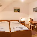 Malom Panzió