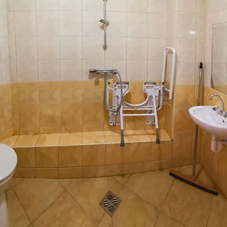 Malom Panzio Bed & Breakfast 4*